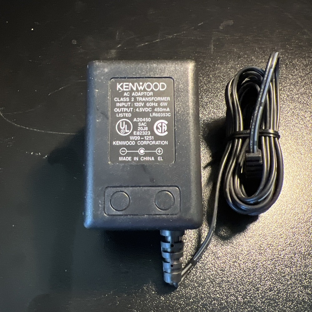 Kenwood AC Adapter Charger A20450 E82323 W09-1251 4.5VAC 450mA Power Supply